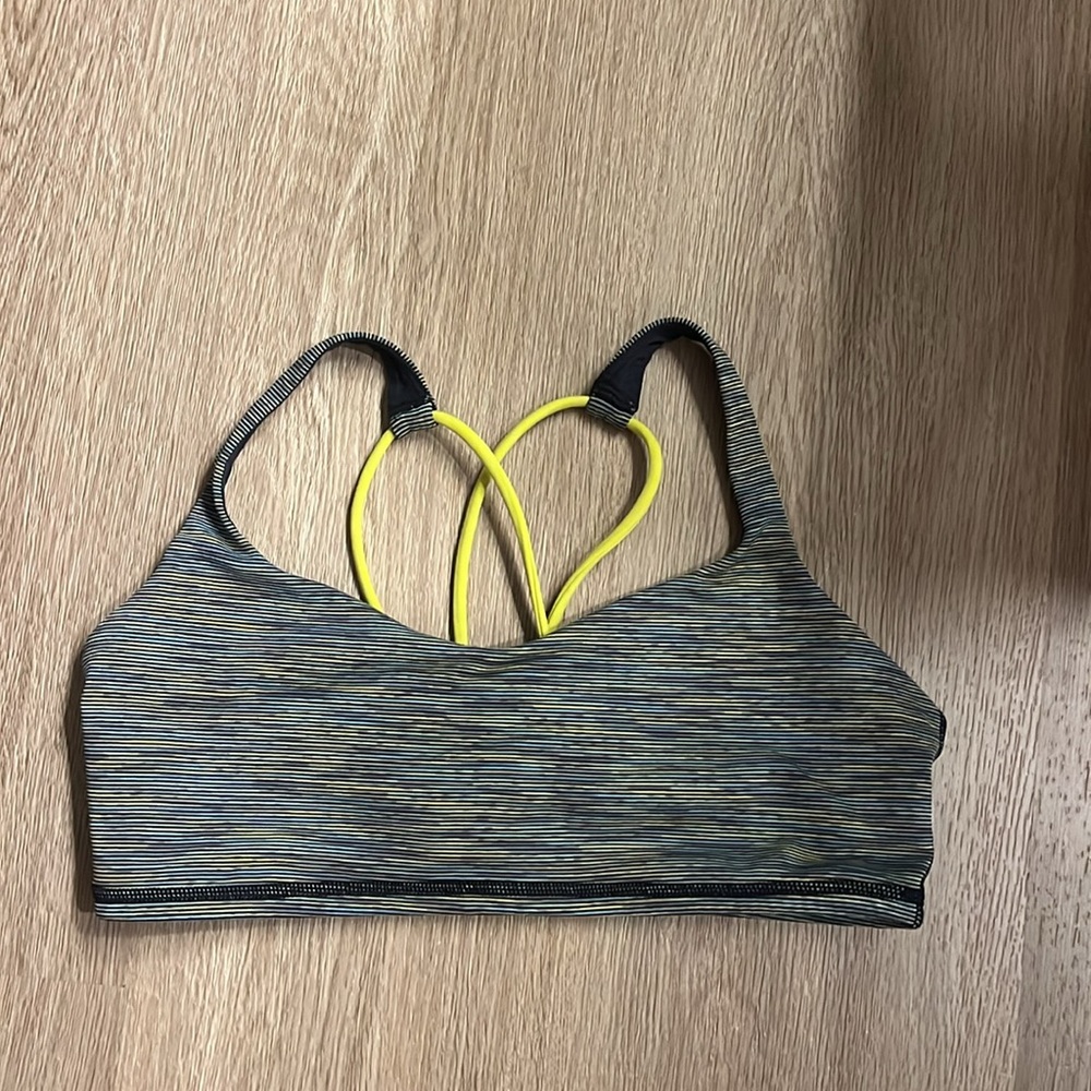 Lululemon Free to Be Bra - approx. size 6